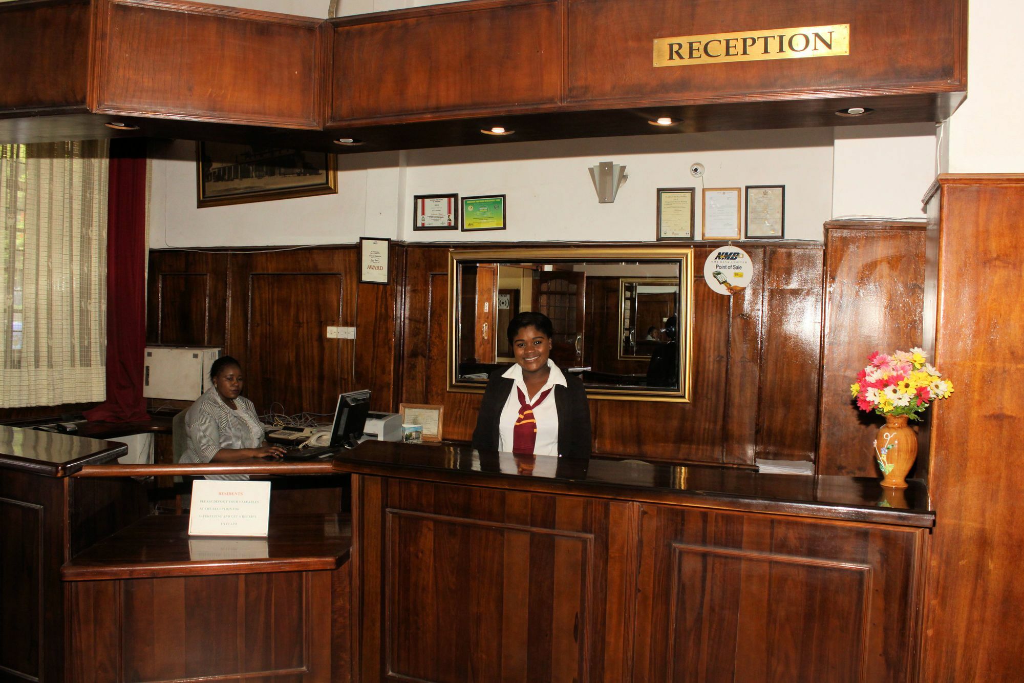 Selborne Hotel Bulawayo Ngoại thất bức ảnh
